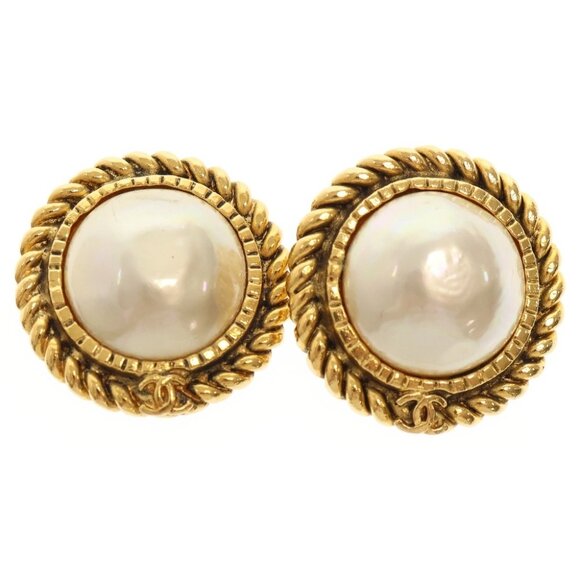 Vintage Chanel Stud Pearl Earrings. small mini CC logo Earrings - Picture 1 of 6